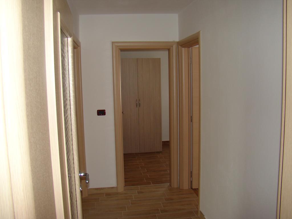 Apartment Rose プーラ 部屋 写真
